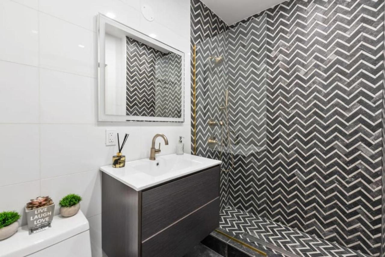 Notch 2br Minutes To Park