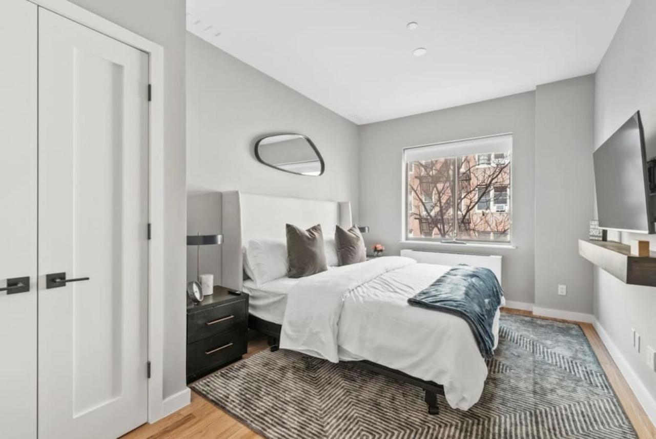 Notch 2br Minutes To Park * New York