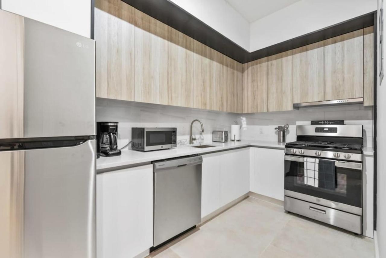 Notch 2br Minutes To Park